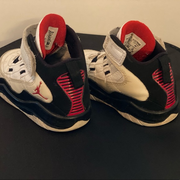 Air Jordan Hallowed Ground TD 375367-161 Toddler Sneakers size 6c - Picture 4 of 4